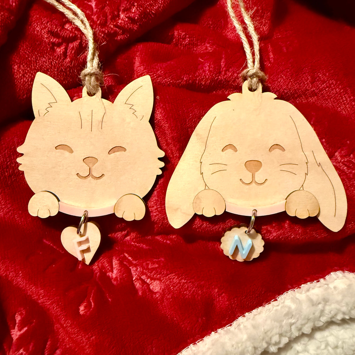 Personalised Pet Dog and Cat Ornament | Custom Maple Wood Christmas Tree Ornament with Name Initial & Collar Colour