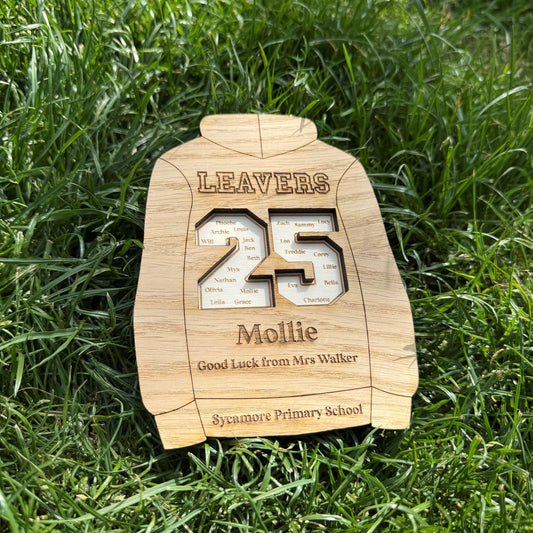 Personalised Class of 2025 Leavers Hoodie Plaque – A Unique Gift for Year 6 Pupils 
