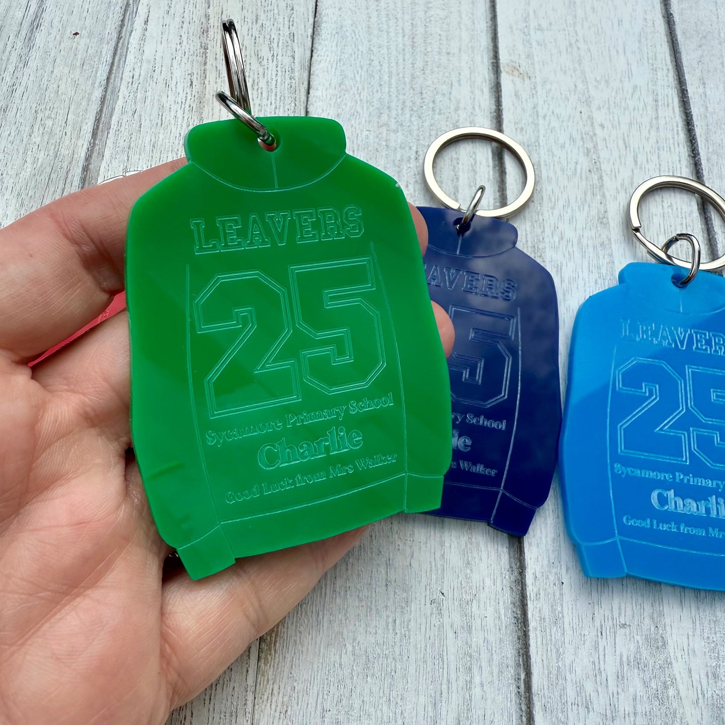 Personalised Class of 2025 Leavers Hoodie Keyring – The Perfect Year 6 Keepsake!